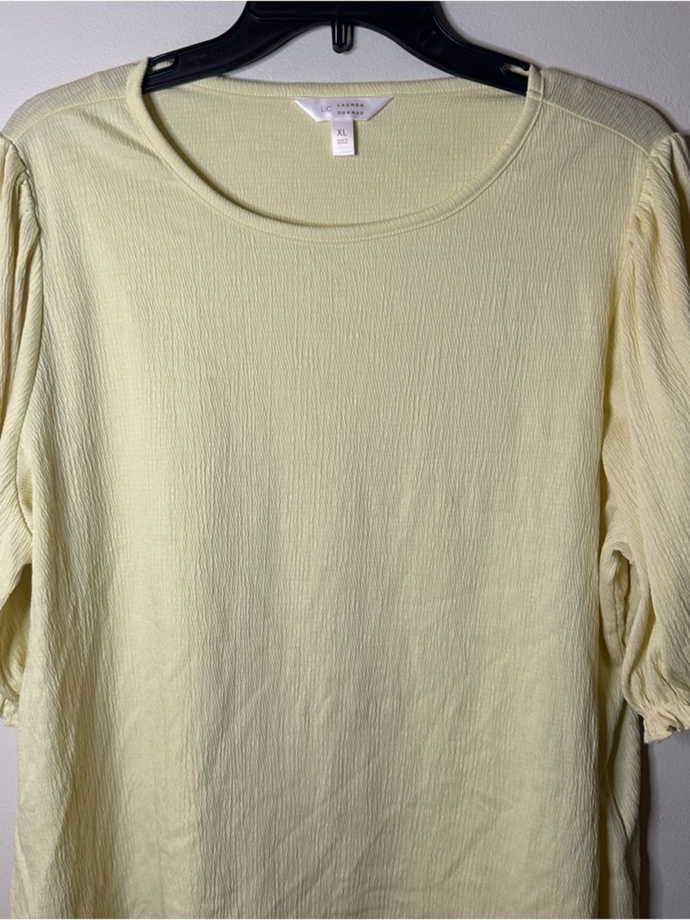 LC Lauren Conrad Womens XL Yellow Elastic 3/4 Puff Sleeve Casual Crewneck Blouse